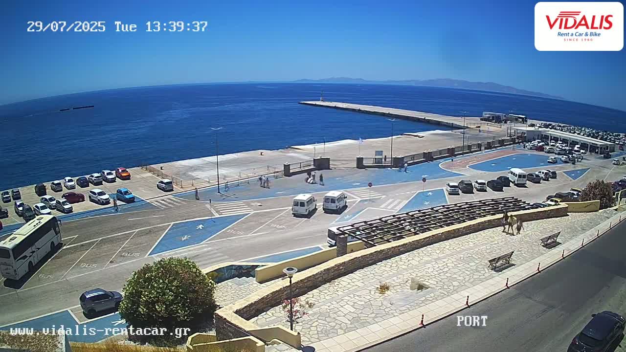 Tinos Port Live Cam - Tinos, Cyclades, South Aegean (Periféreia Notíou Aigaíou), Greece