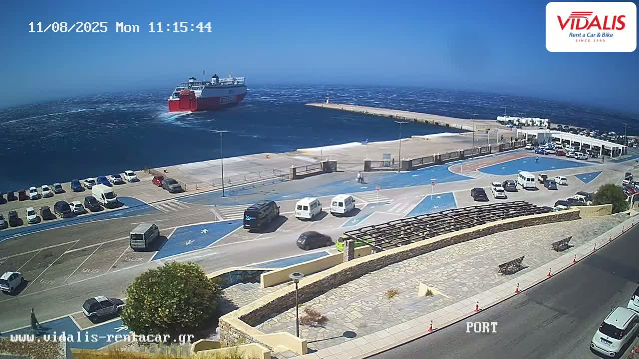 Tinos Port Live Cam - Tinos, Cyclades, South Aegean (Periféreia Notíou Aigaíou), Greece