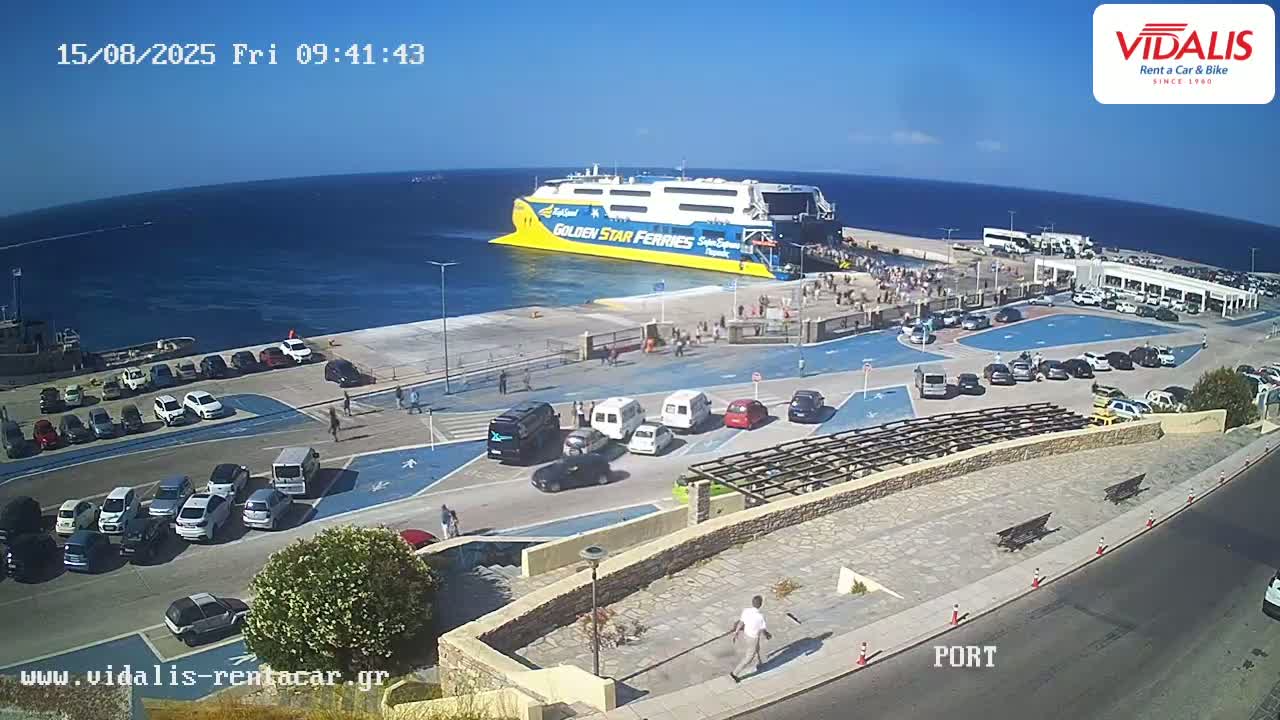 Tinos Port Live Cam - Tinos, Cyclades, South Aegean (Periféreia Notíou Aigaíou), Greece