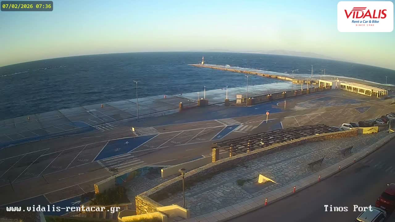 Tinos Port Live Cam - Tinos, Cyclades, South Aegean (Periféreia Notíou Aigaíou), Greece