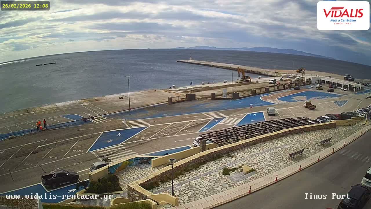 Tinos Port Live Cam - Tinos, Cyclades, South Aegean (Periféreia Notíou Aigaíou), Greece