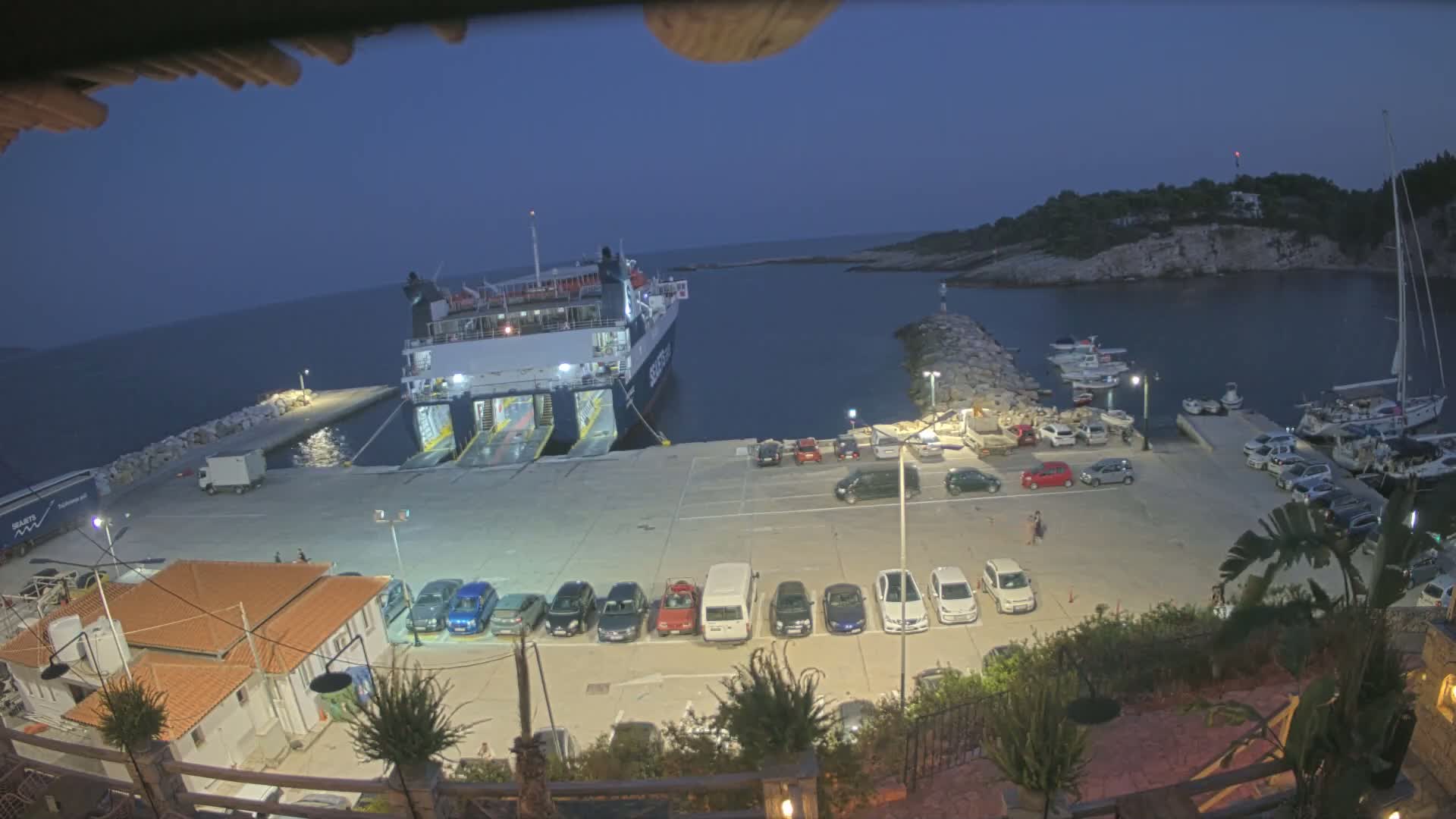 Patitiri, Alonnisos Commercial Port Live Cam - Pattiri, Alonnisos, Sporades, Thessaly & Central Greece (Thessalía), Greece