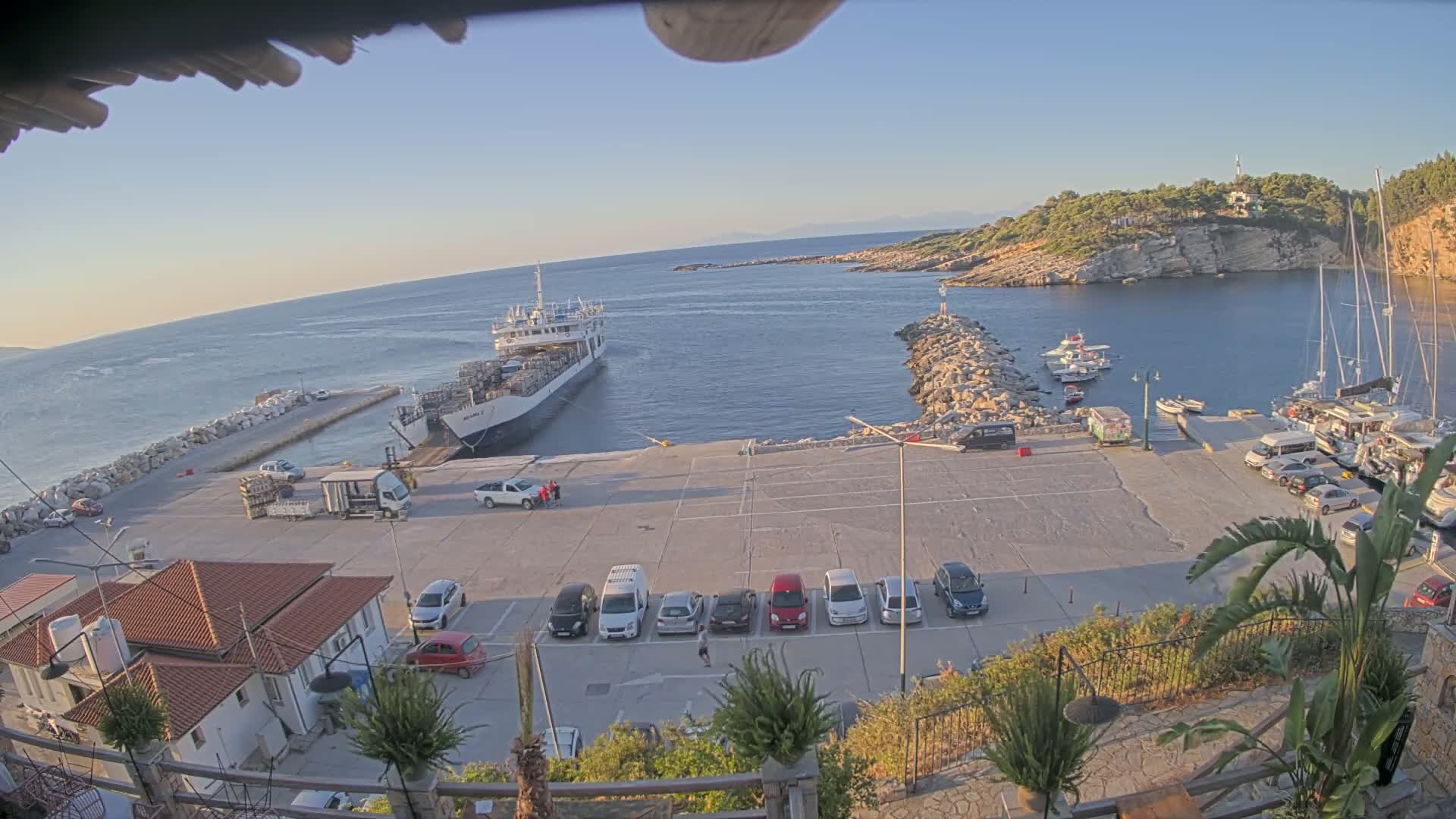 Patitiri, Alonnisos Commercial Port Live Cam - Pattiri, Alonnisos, Sporades, Thessaly & Central Greece (Thessalía), Greece