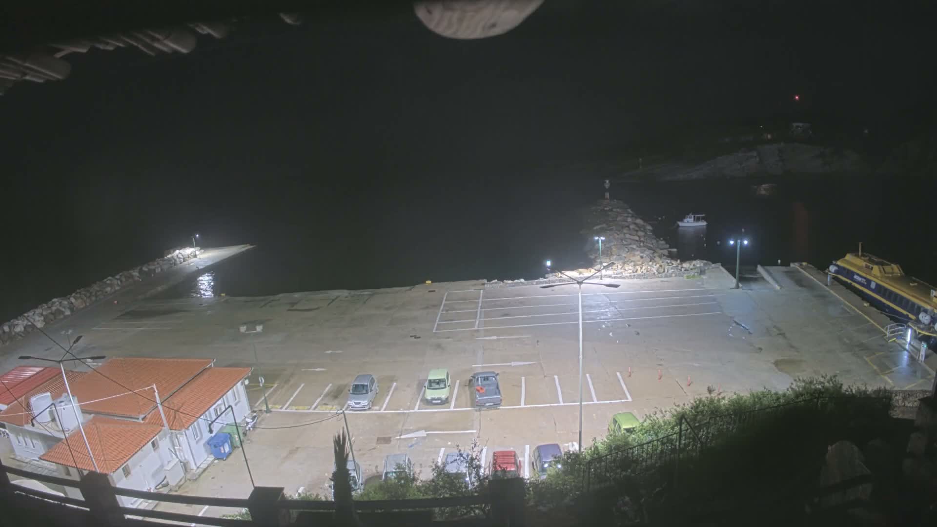Patitiri, Alonnisos Commercial Port Live Cam - Pattiri, Alonnisos, Sporades, Thessaly & Central Greece (Thessalía), Greece