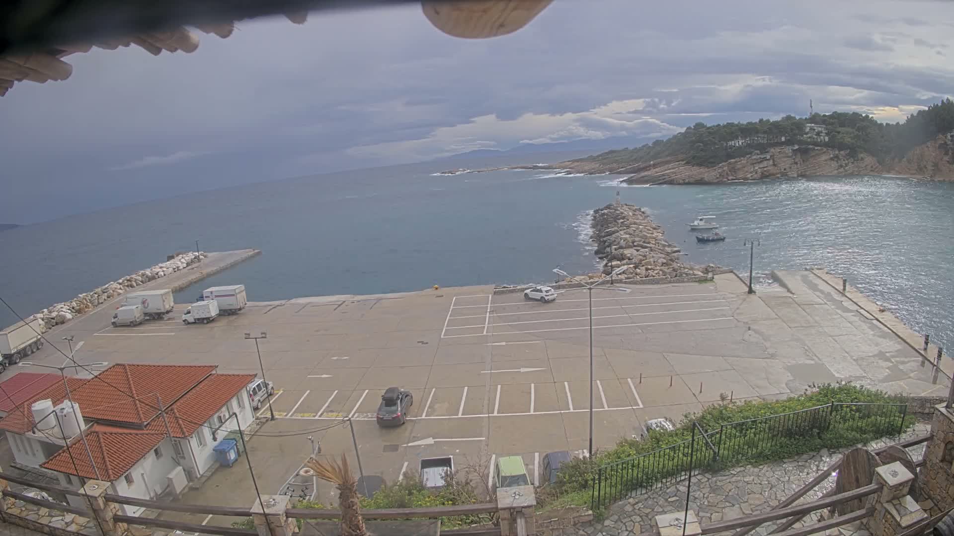 Patitiri, Alonnisos Commercial Port Live Cam - Pattiri, Alonnisos, Sporades, Thessaly & Central Greece (Thessalía), Greece