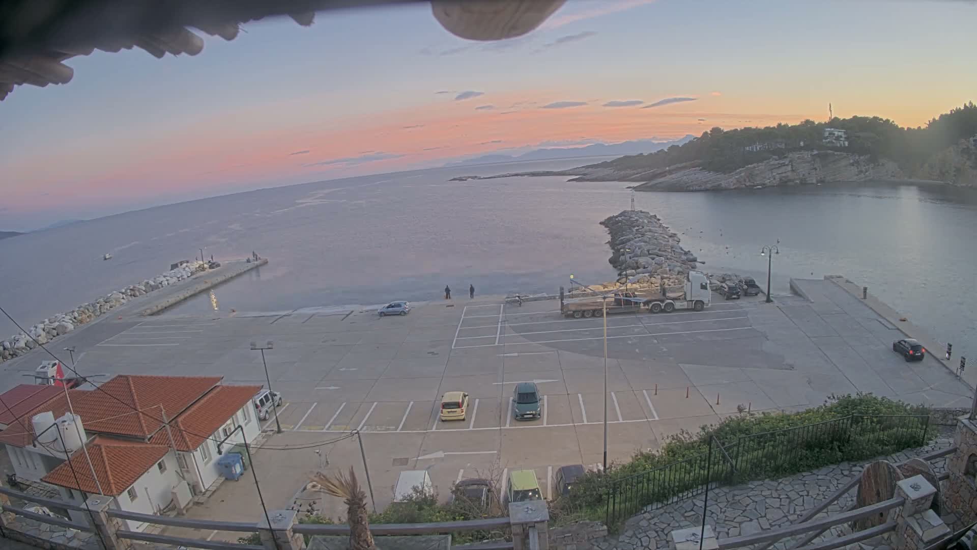 Patitiri, Alonnisos Commercial Port Live Cam - Pattiri, Alonnisos, Sporades, Thessaly & Central Greece (Thessalía), Greece