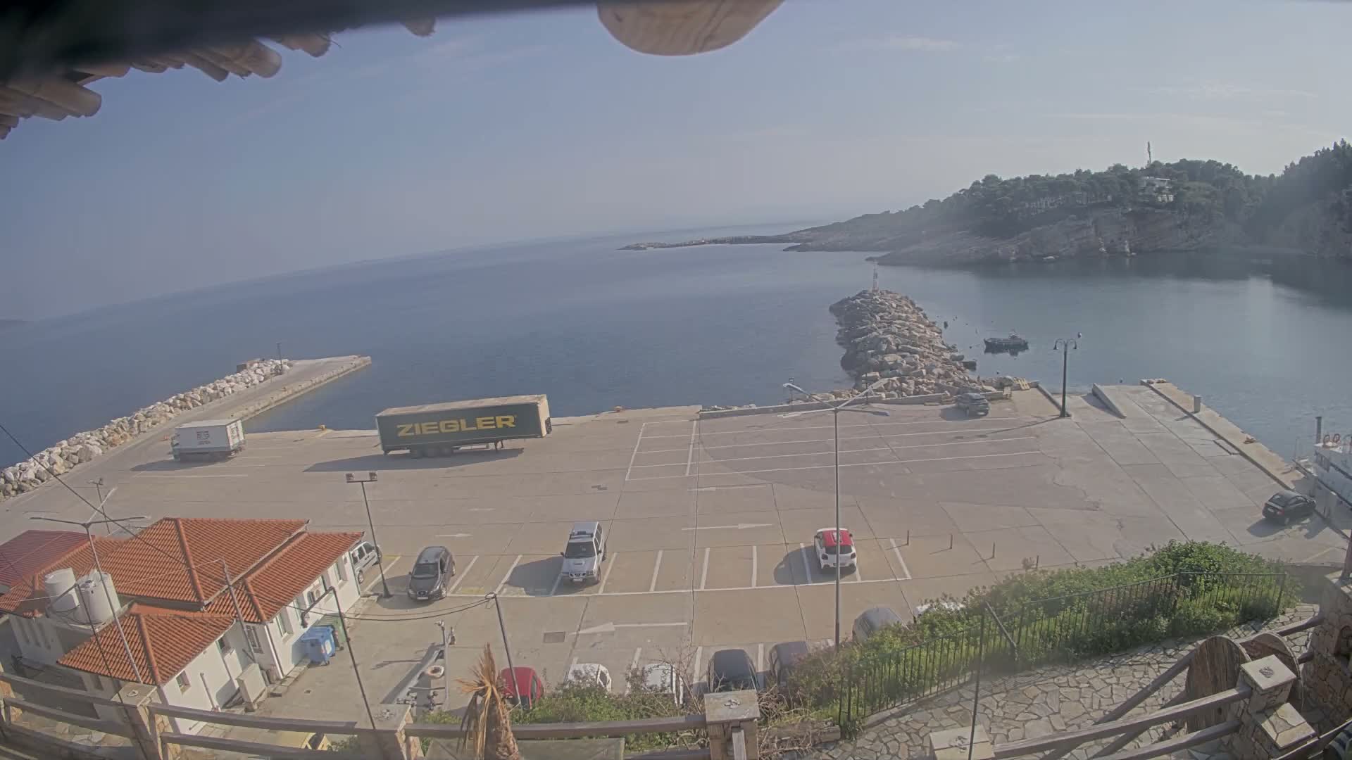 Patitiri, Alonnisos Commercial Port Live Cam - Pattiri, Alonnisos, Sporades, Thessaly & Central Greece (Thessalía), Greece