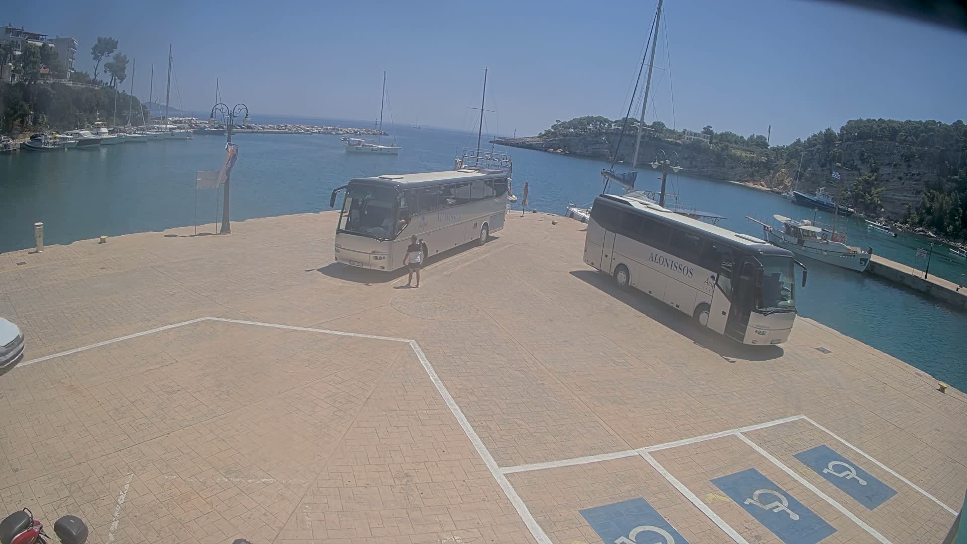 Patitiri, Alonnisos Marine Live Cam - Pattiri, Alonnisos, Sporades, Thessaly & Central Greece (Thessalía), Greece