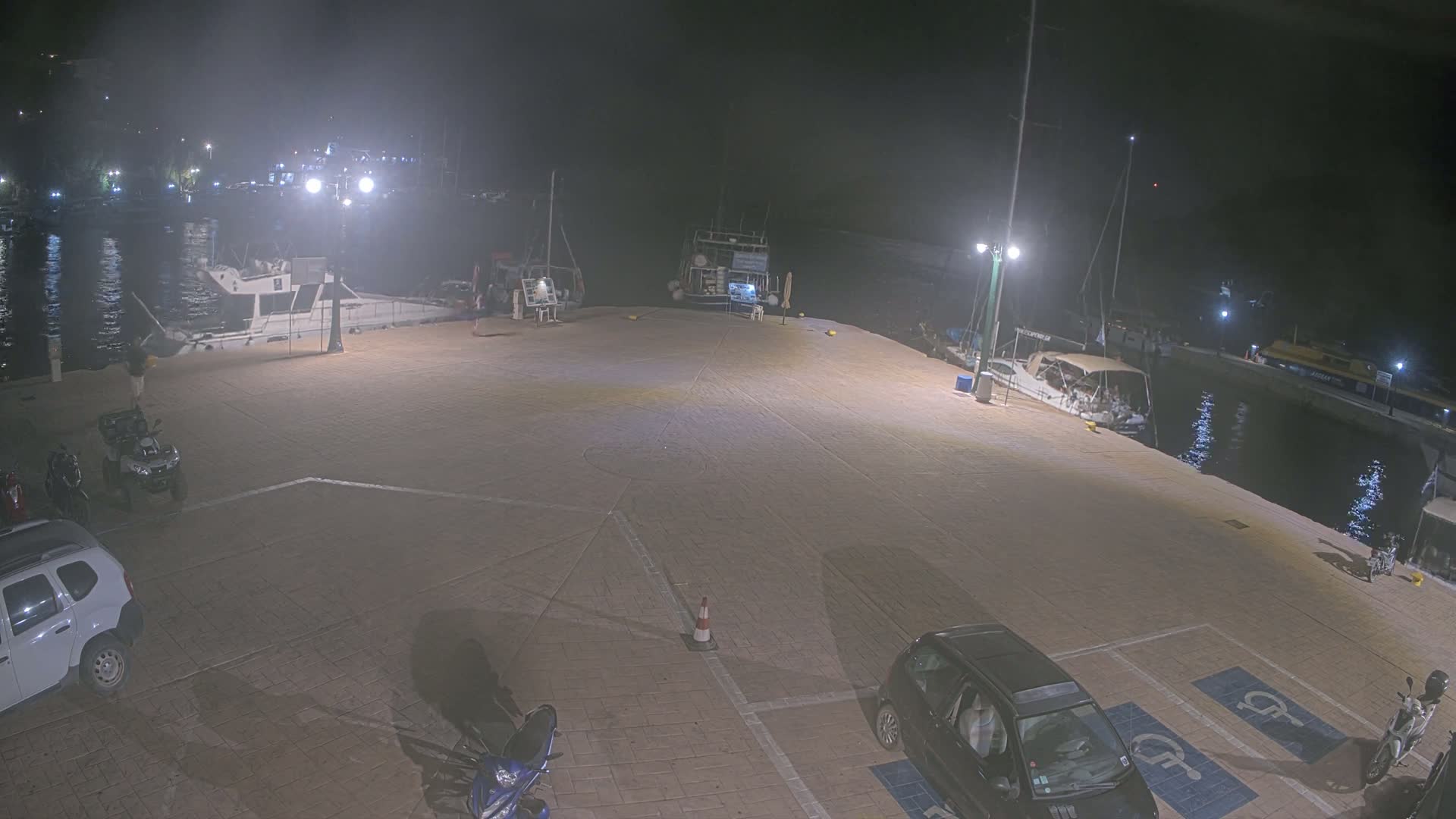 Patitiri, Alonnisos Marine Live Cam - Pattiri, Alonnisos, Sporades, Thessaly & Central Greece (Thessalía), Greece