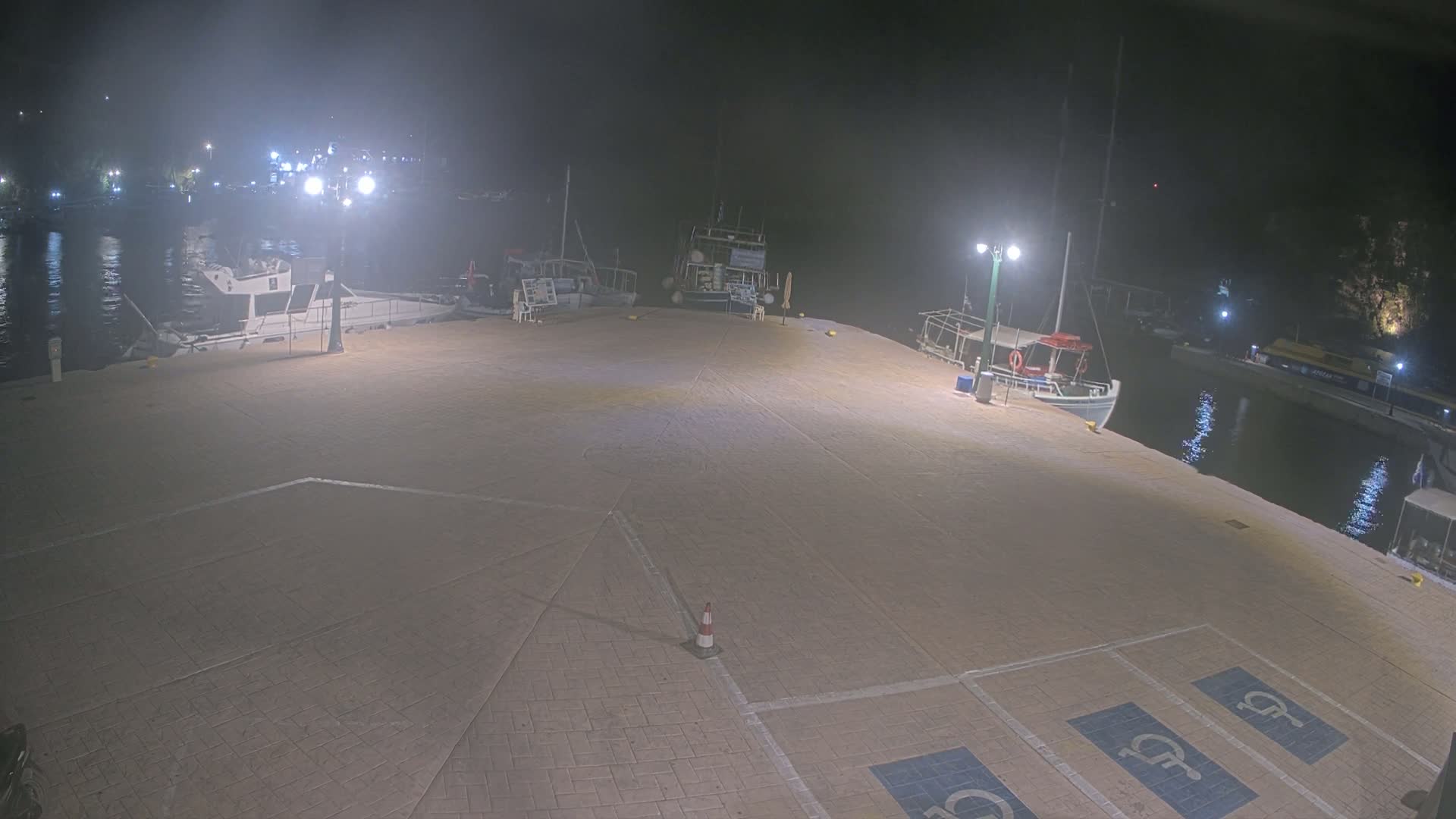 Patitiri, Alonnisos Marine Live Cam - Pattiri, Alonnisos, Sporades, Thessaly & Central Greece (Thessalía), Greece