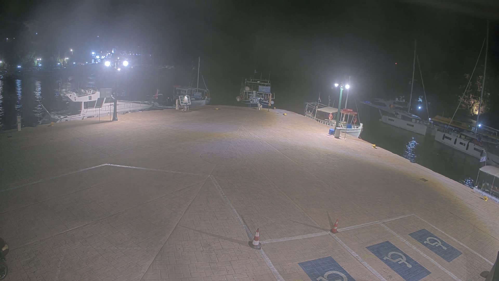 Patitiri, Alonnisos Marine Live Cam - Pattiri, Alonnisos, Sporades, Thessaly & Central Greece (Thessalía), Greece