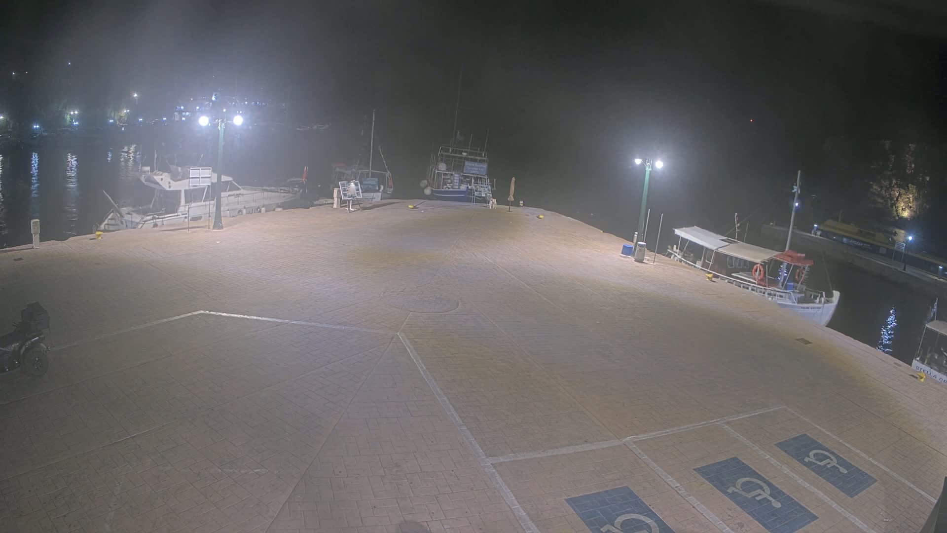 Patitiri, Alonnisos Marine Live Cam - Pattiri, Alonnisos, Sporades, Thessaly & Central Greece (Thessalía), Greece