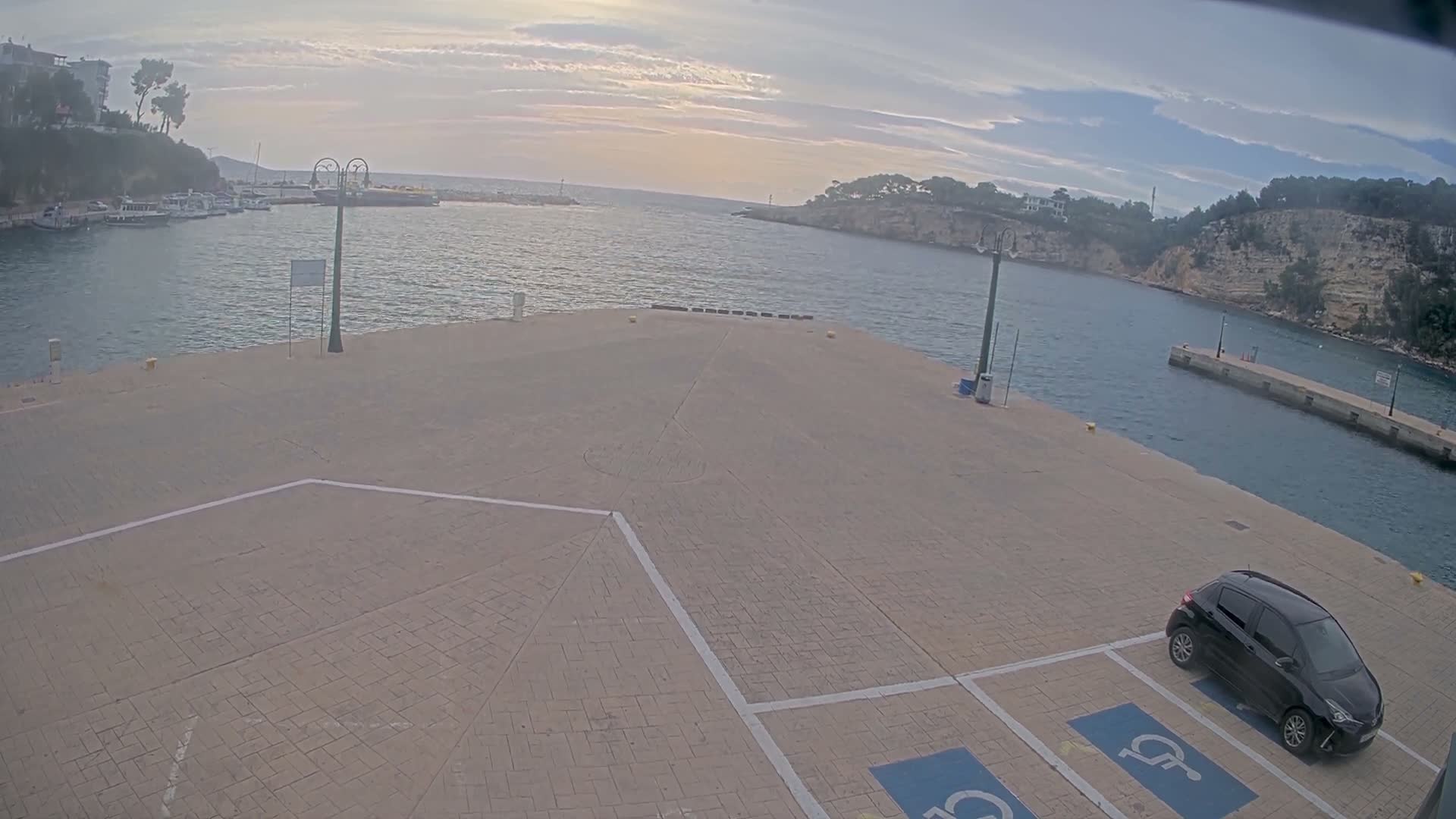 Patitiri, Alonnisos Marine Live Cam - Pattiri, Alonnisos, Sporades, Thessaly & Central Greece (Thessalía), Greece