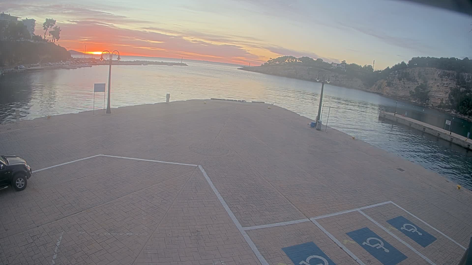 Patitiri, Alonnisos Marine Live Cam - Pattiri, Alonnisos, Sporades, Thessaly & Central Greece (Thessalía), Greece