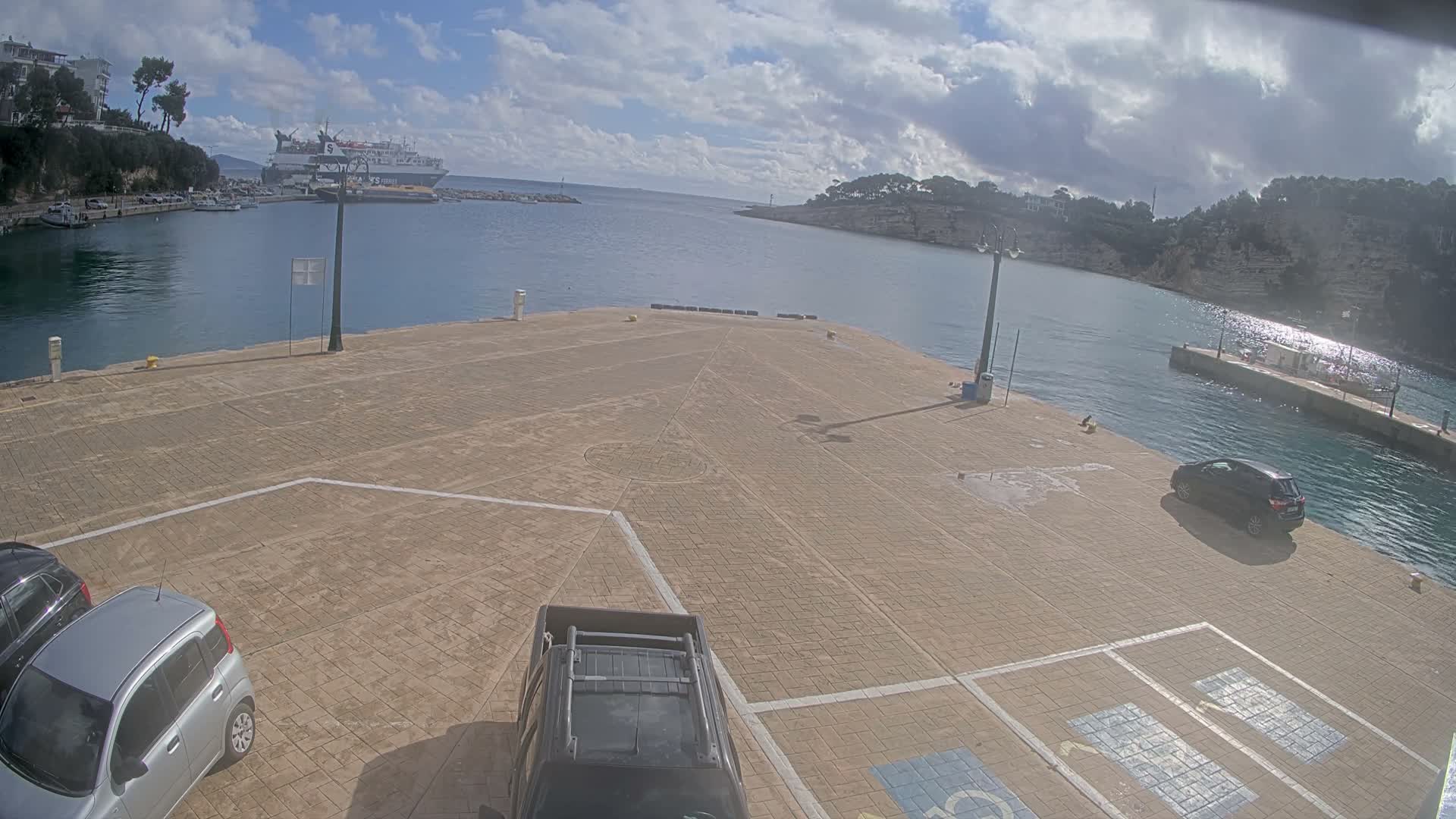 Patitiri, Alonnisos Marine Live Cam - Pattiri, Alonnisos, Sporades, Thessaly & Central Greece (Thessalía), Greece