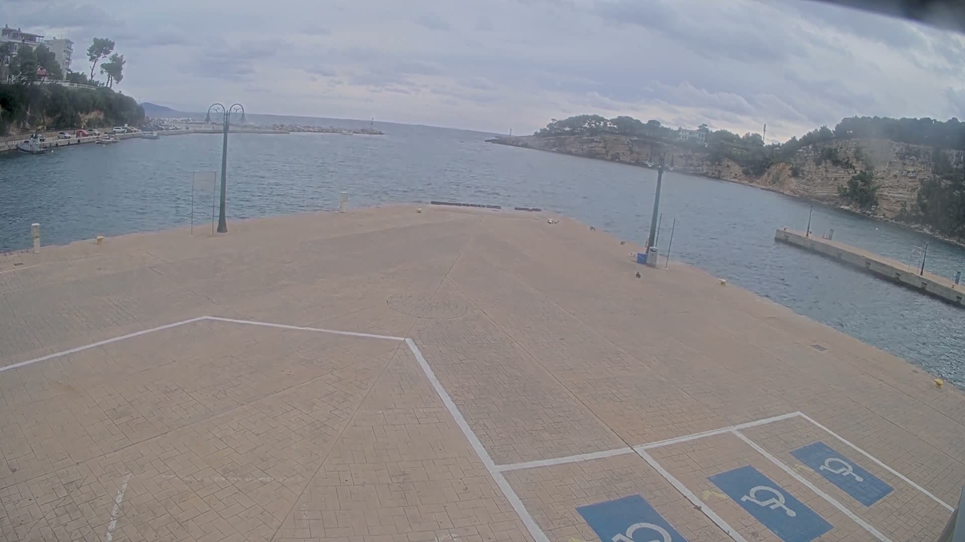 Patitiri, Alonnisos Marine Live Cam - Pattiri, Alonnisos, Sporades, Thessaly & Central Greece (Thessalía), Greece