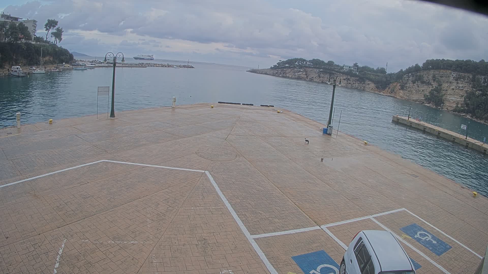 Patitiri, Alonnisos Marine Live Cam - Pattiri, Alonnisos, Sporades, Thessaly & Central Greece (Thessalía), Greece