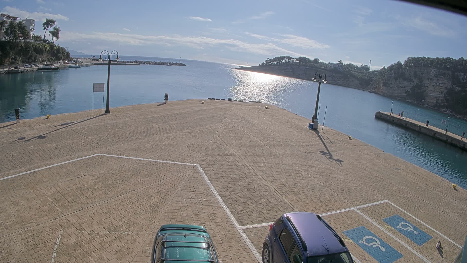 Patitiri, Alonnisos Marine Live Cam - Pattiri, Alonnisos, Sporades, Thessaly & Central Greece (Thessalía), Greece
