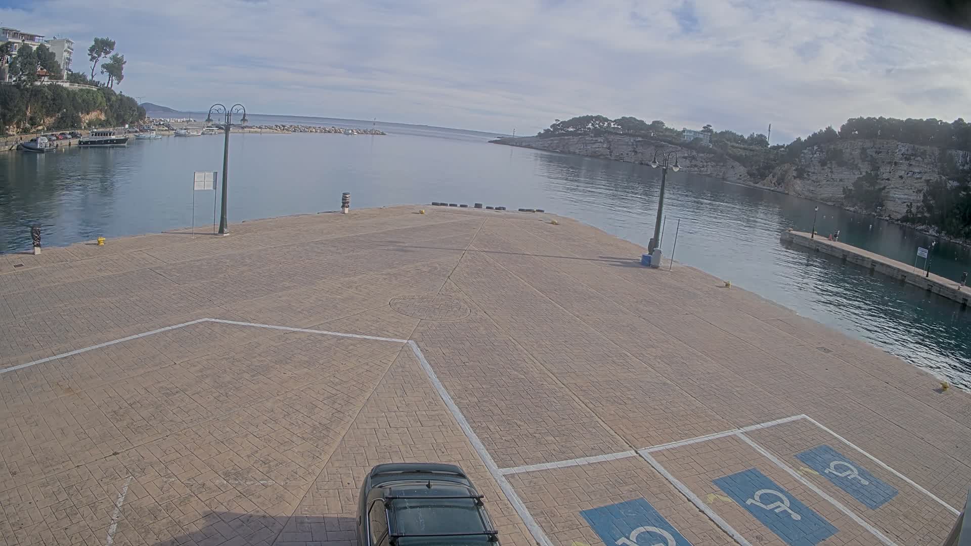 Patitiri, Alonnisos Marine Live Cam - Pattiri, Alonnisos, Sporades, Thessaly & Central Greece (Thessalía), Greece