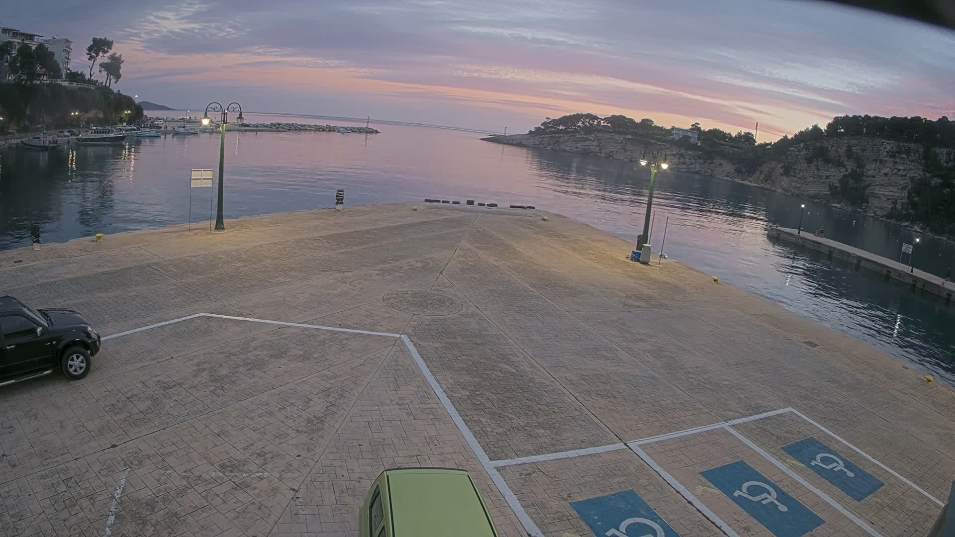 Patitiri, Alonnisos Marine Live Cam - Pattiri, Alonnisos, Sporades, Thessaly & Central Greece (Thessalía), Greece