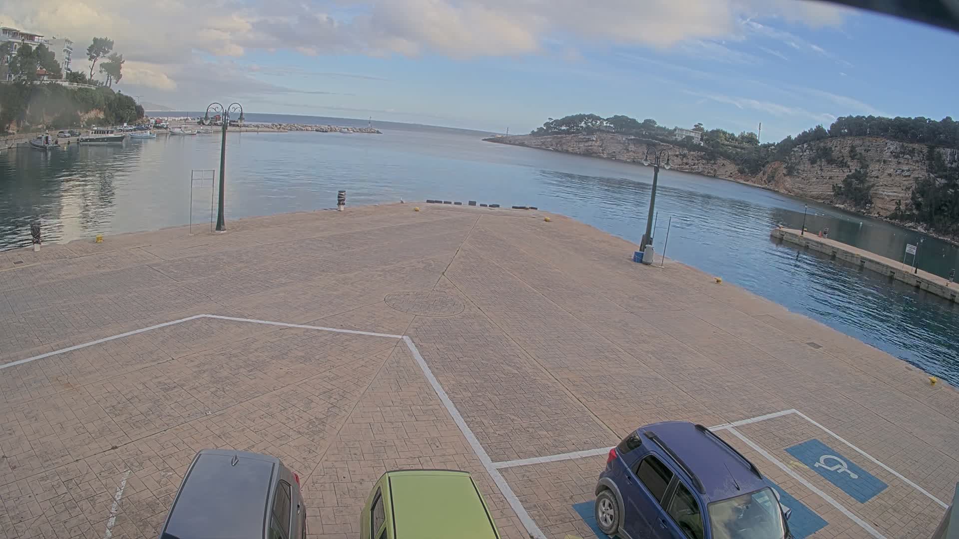 Patitiri, Alonnisos Marine Live Cam - Pattiri, Alonnisos, Sporades, Thessaly & Central Greece (Thessalía), Greece