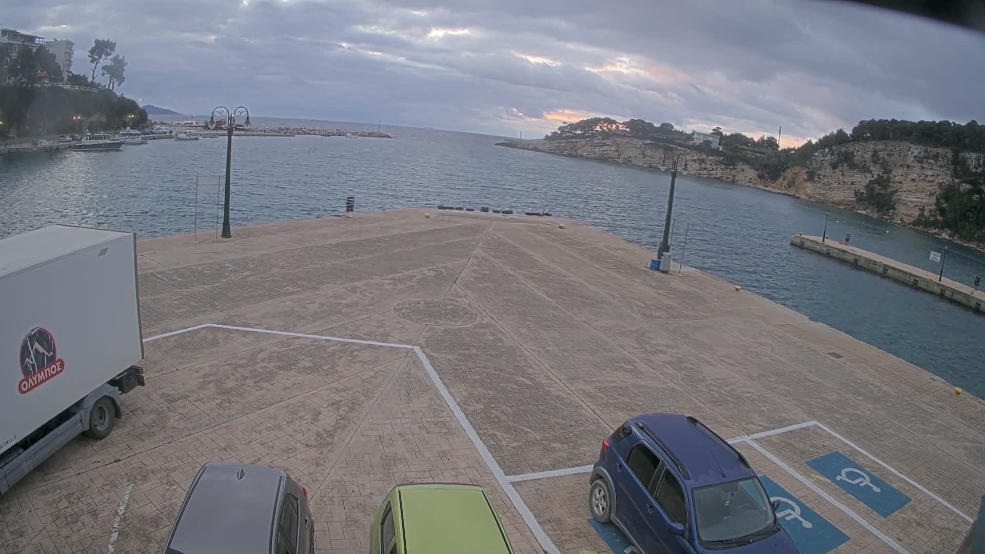 Patitiri, Alonnisos Marine Live Cam - Pattiri, Alonnisos, Sporades, Thessaly & Central Greece (Thessalía), Greece