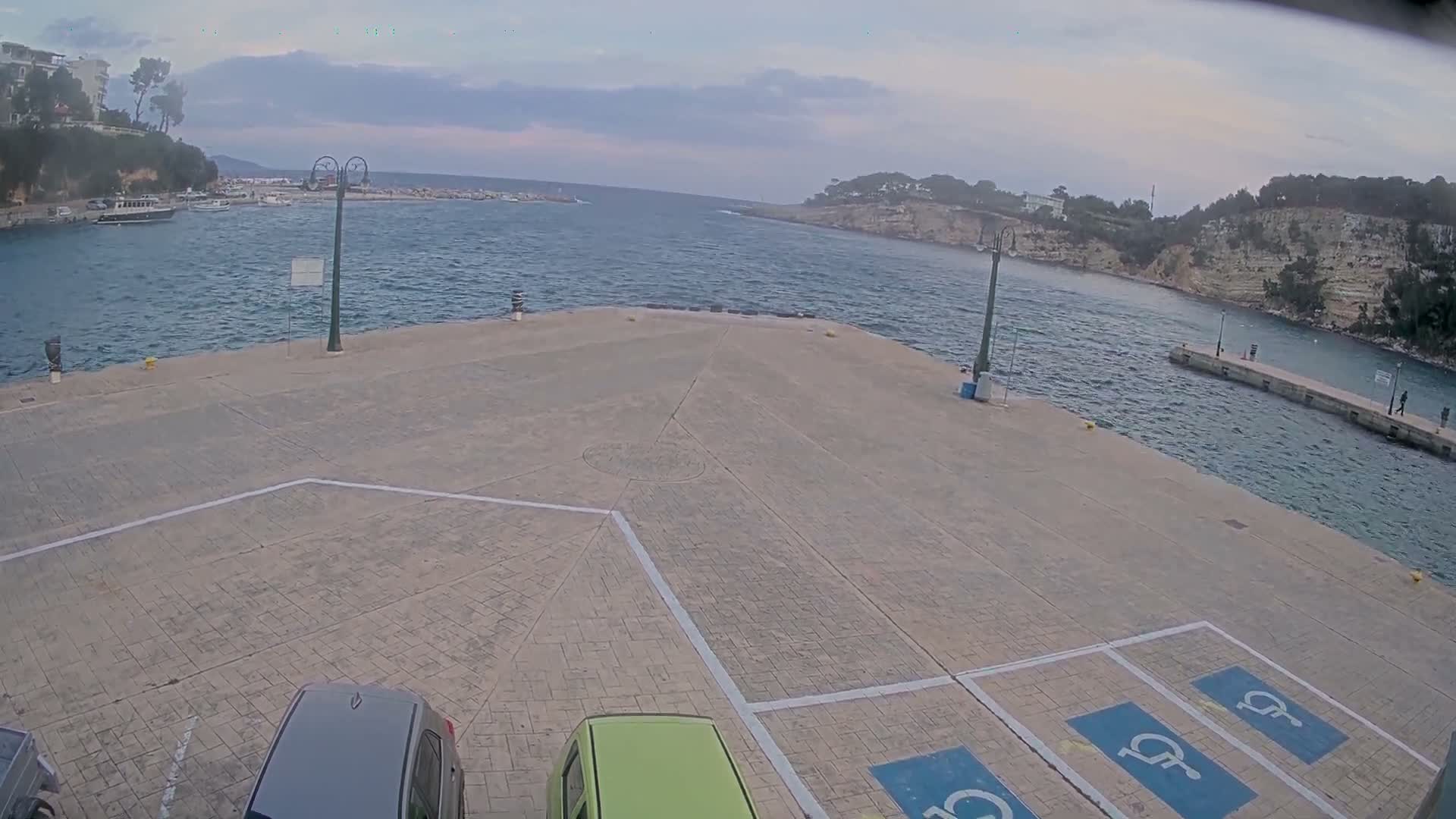 Patitiri, Alonnisos Marine Live Cam - Pattiri, Alonnisos, Sporades, Thessaly & Central Greece (Thessalía), Greece