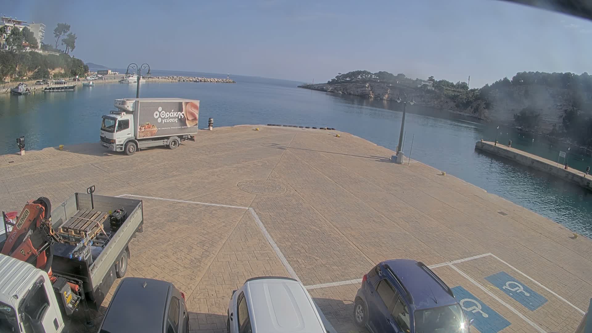 Patitiri, Alonnisos Marine Live Cam - Pattiri, Alonnisos, Sporades, Thessaly & Central Greece (Thessalía), Greece