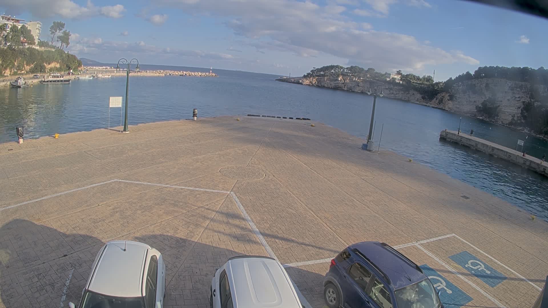 Patitiri, Alonnisos Marine Live Cam - Pattiri, Alonnisos, Sporades, Thessaly & Central Greece (Thessalía), Greece