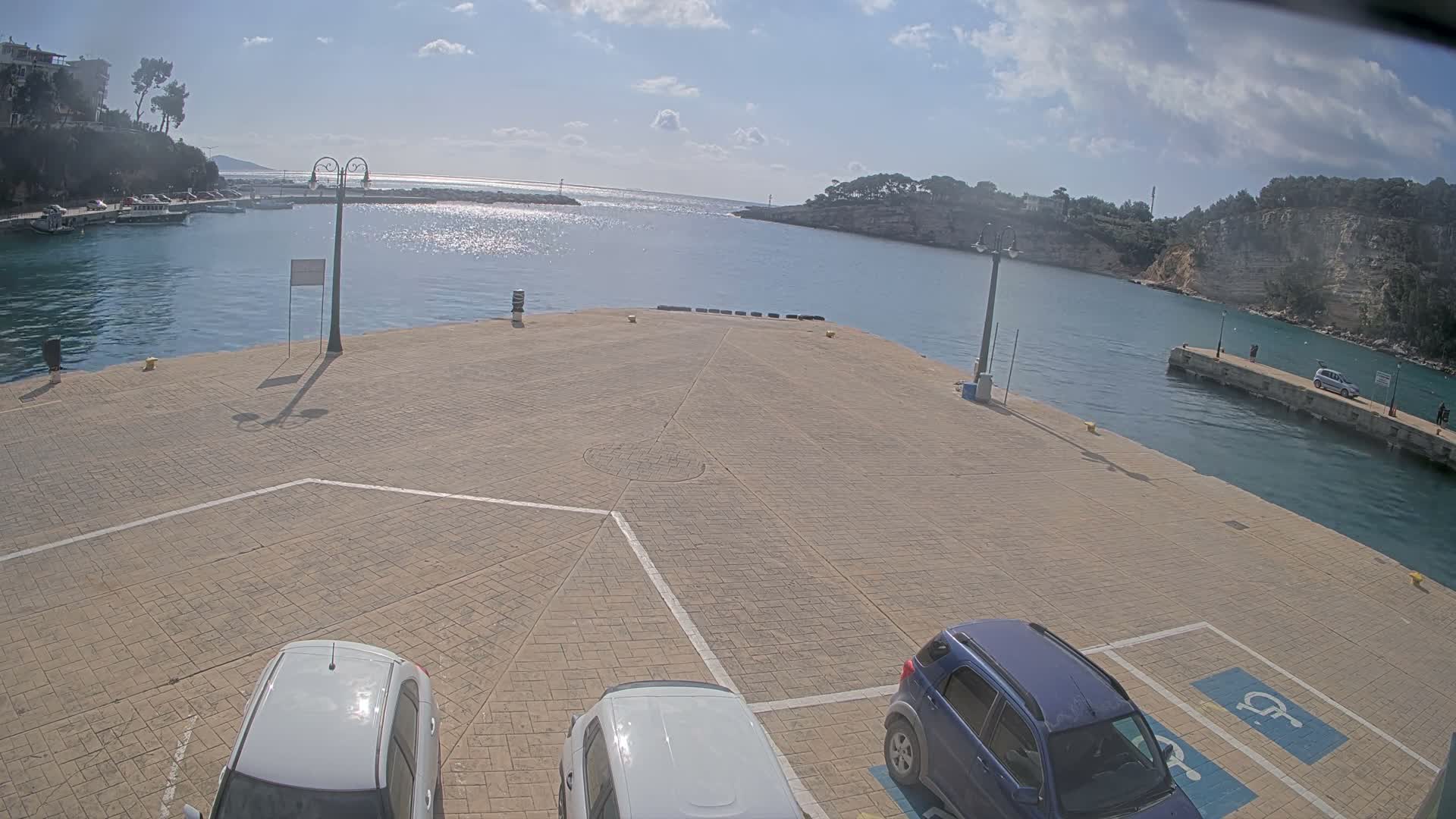 Patitiri, Alonnisos Marine Live Cam - Pattiri, Alonnisos, Sporades, Thessaly & Central Greece (Thessalía), Greece