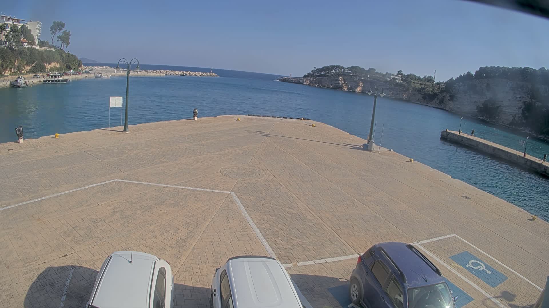 Patitiri, Alonnisos Marine Live Cam - Pattiri, Alonnisos, Sporades, Thessaly & Central Greece (Thessalía), Greece