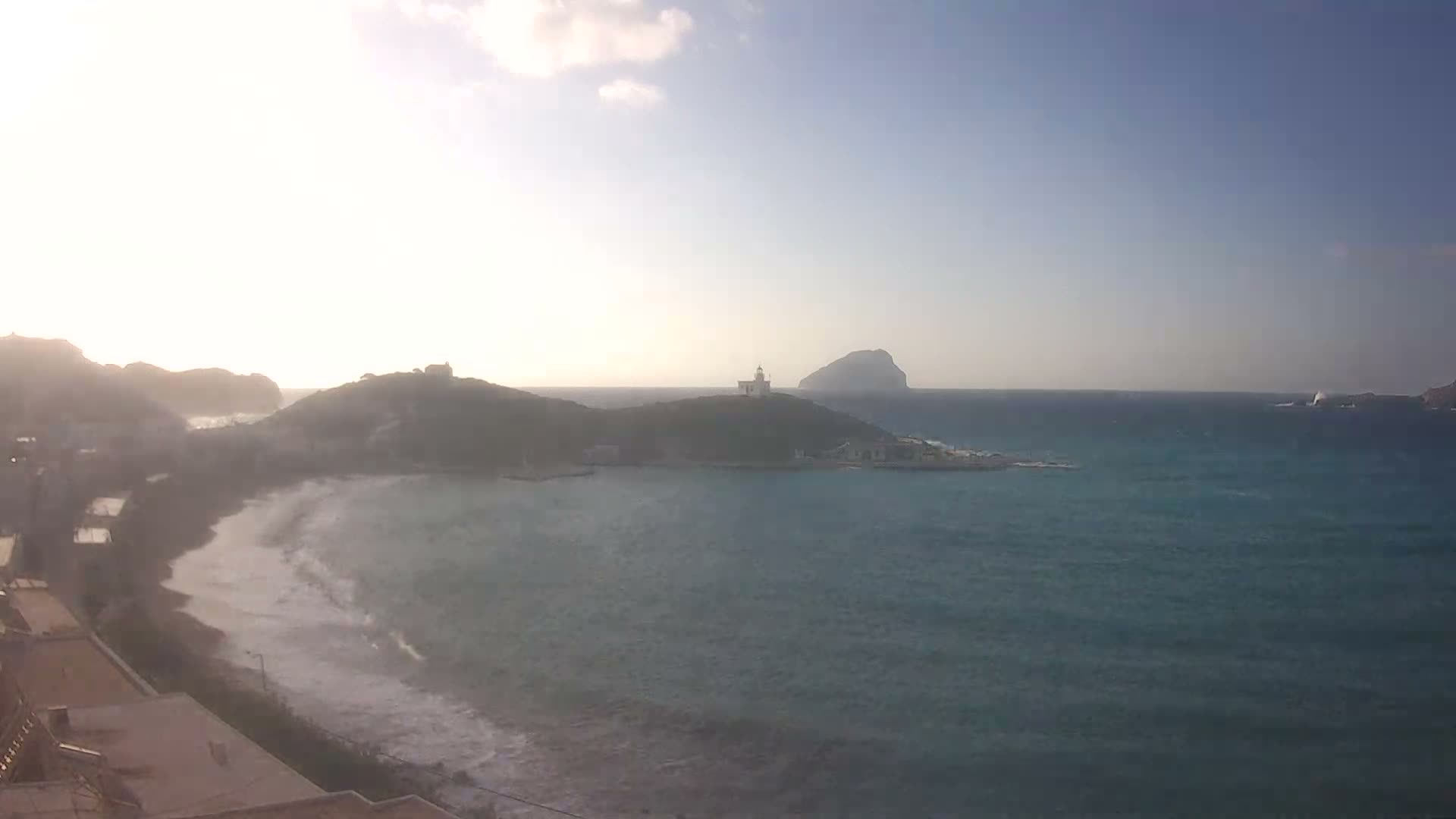 Kythira Island, Kapsali  Village & Paralia Kapsali Beach Live Cam - Kapsali, Kythira, Islands (Níson), Attica (Attikí), Greece