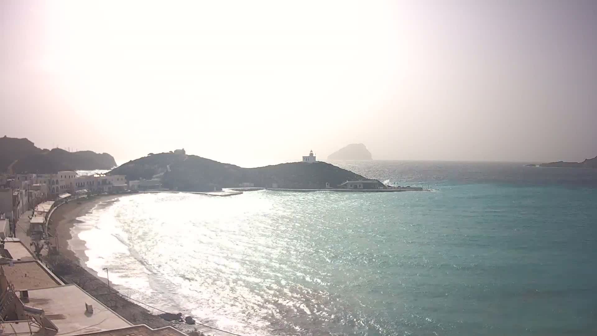 Kythira Island, Kapsali  Village & Paralia Kapsali Beach Live Cam - Kapsali, Kythira, Islands (Níson), Attica (Attikí), Greece