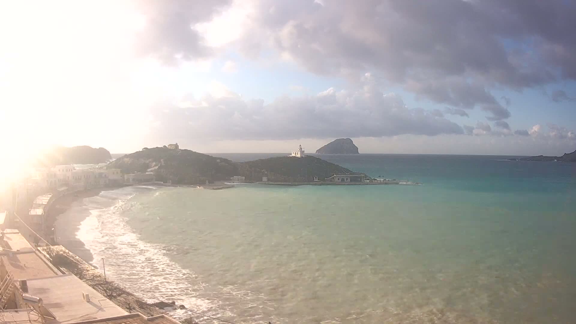 Kythira Island, Kapsali  Village & Paralia Kapsali Beach Live Cam - Kapsali, Kythira, Islands (Níson), Attica (Attikí), Greece