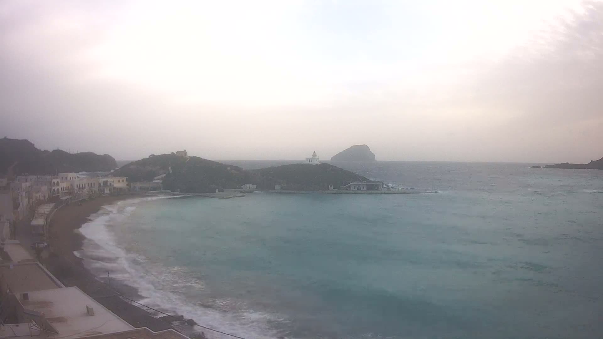 Kythira Island, Kapsali  Village & Paralia Kapsali Beach Live Cam - Kapsali, Kythira, Islands (Níson), Attica (Attikí), Greece
