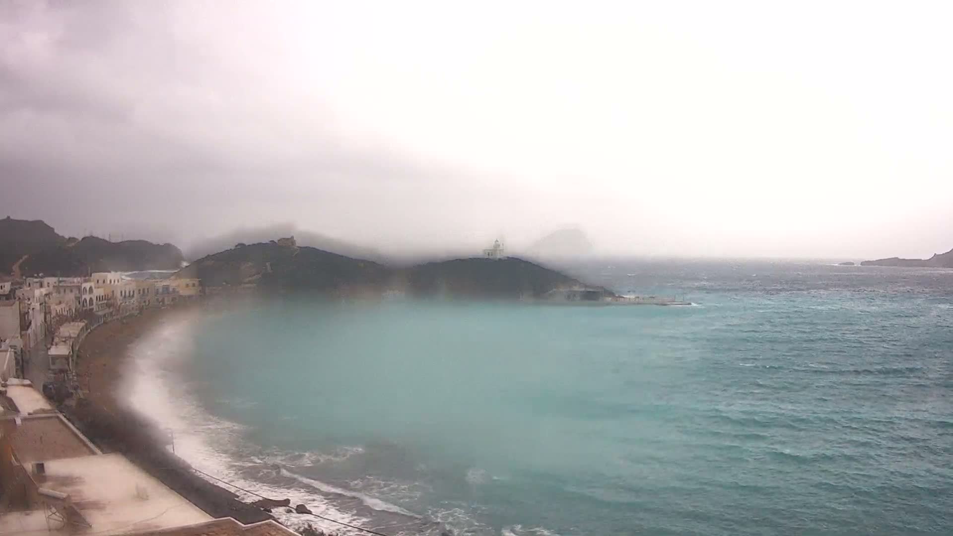 Kythira Island, Kapsali  Village & Paralia Kapsali Beach Live Cam - Kapsali, Kythira, Islands (Níson), Attica (Attikí), Greece