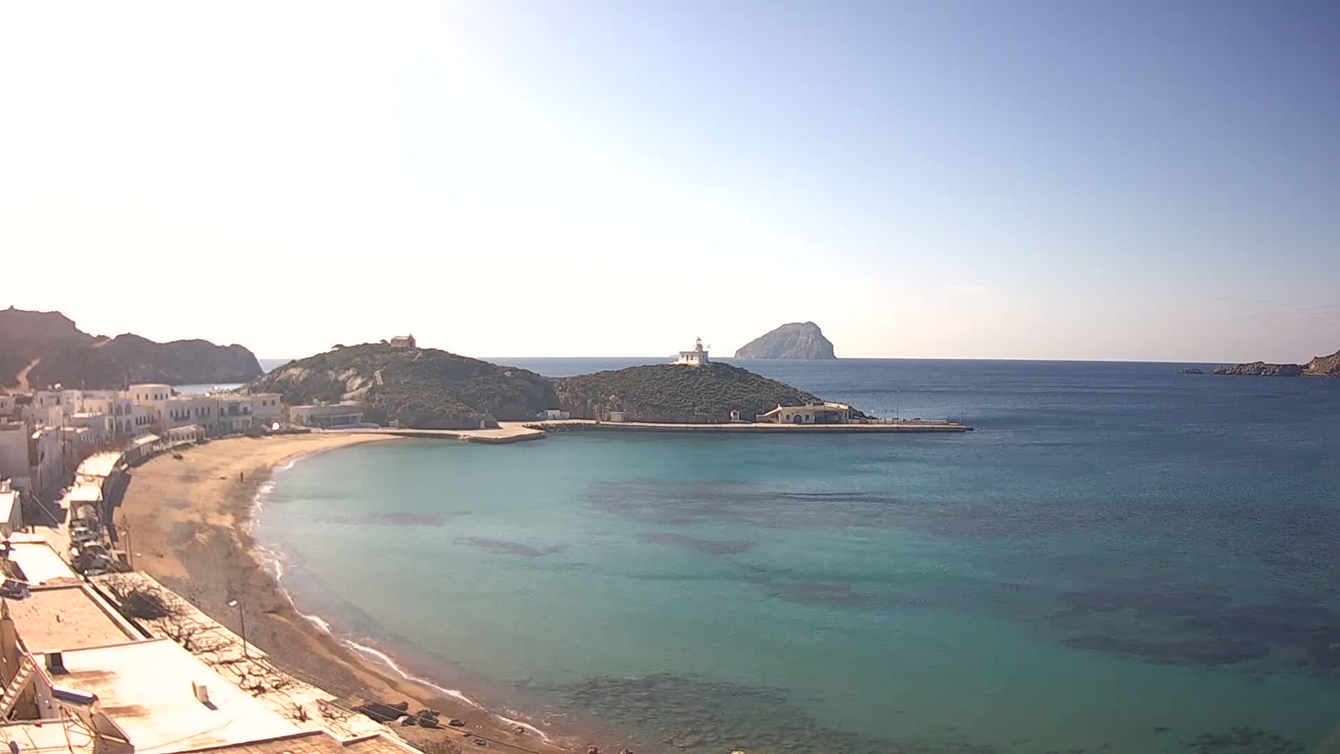 Kythira Island, Kapsali  Village & Paralia Kapsali Beach Live Cam - Kapsali, Kythira, Islands (Níson), Attica (Attikí), Greece