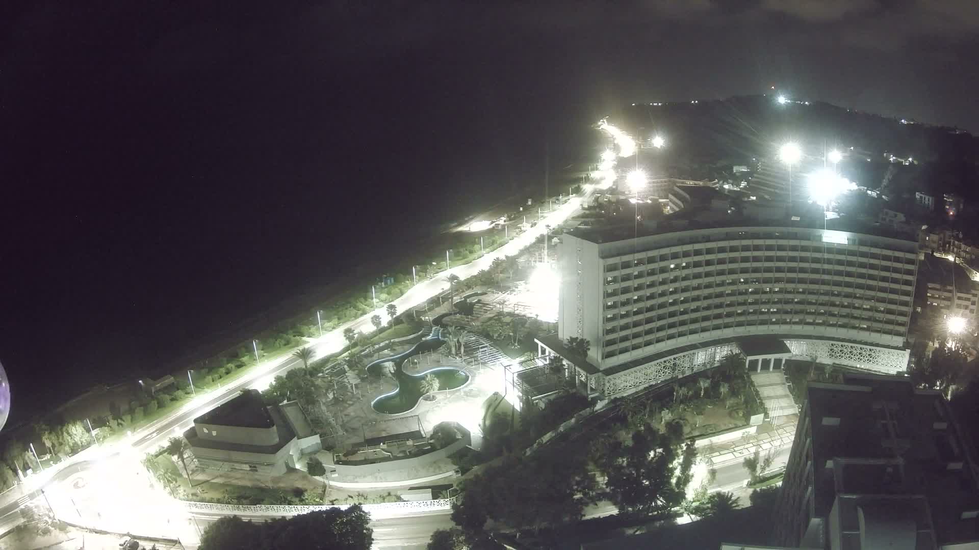 Rhodes, Paralia Ixia Beach Live Cam - Ialysos, Rhodes (Ródos), Dodacanese, South Aegean (Periféreia Notíou Aigaíou), Greece