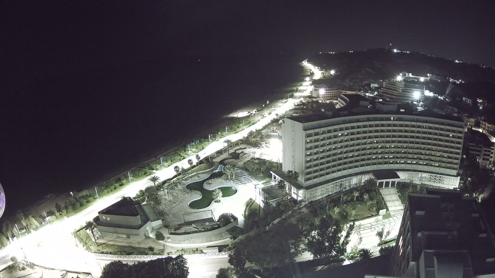 Rhodes, Paralia Ixia Beach Live Cam - Ialysos, Rhodes (Ródos), Dodacanese, South Aegean (Periféreia Notíou Aigaíou), Greece