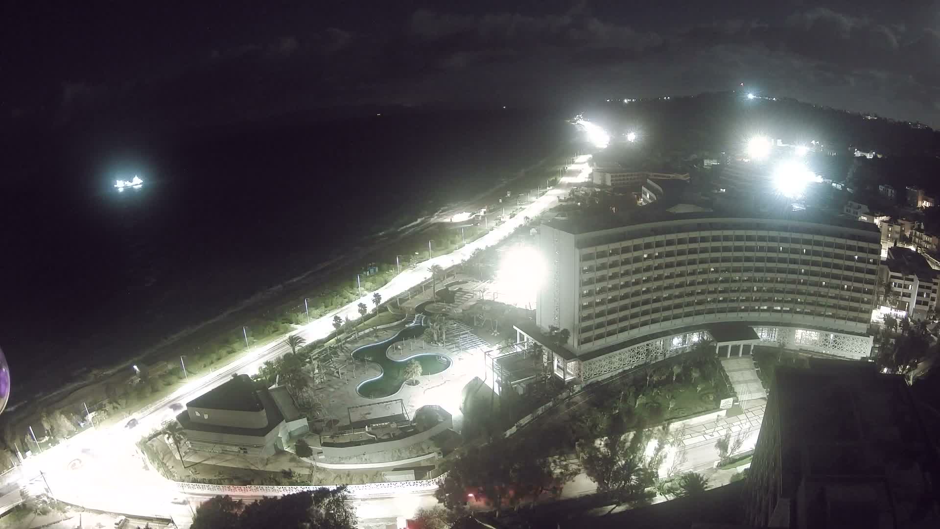 Rhodes, Paralia Ixia Beach Live Cam - Ialysos, Rhodes (Ródos), Dodacanese, South Aegean (Periféreia Notíou Aigaíou), Greece