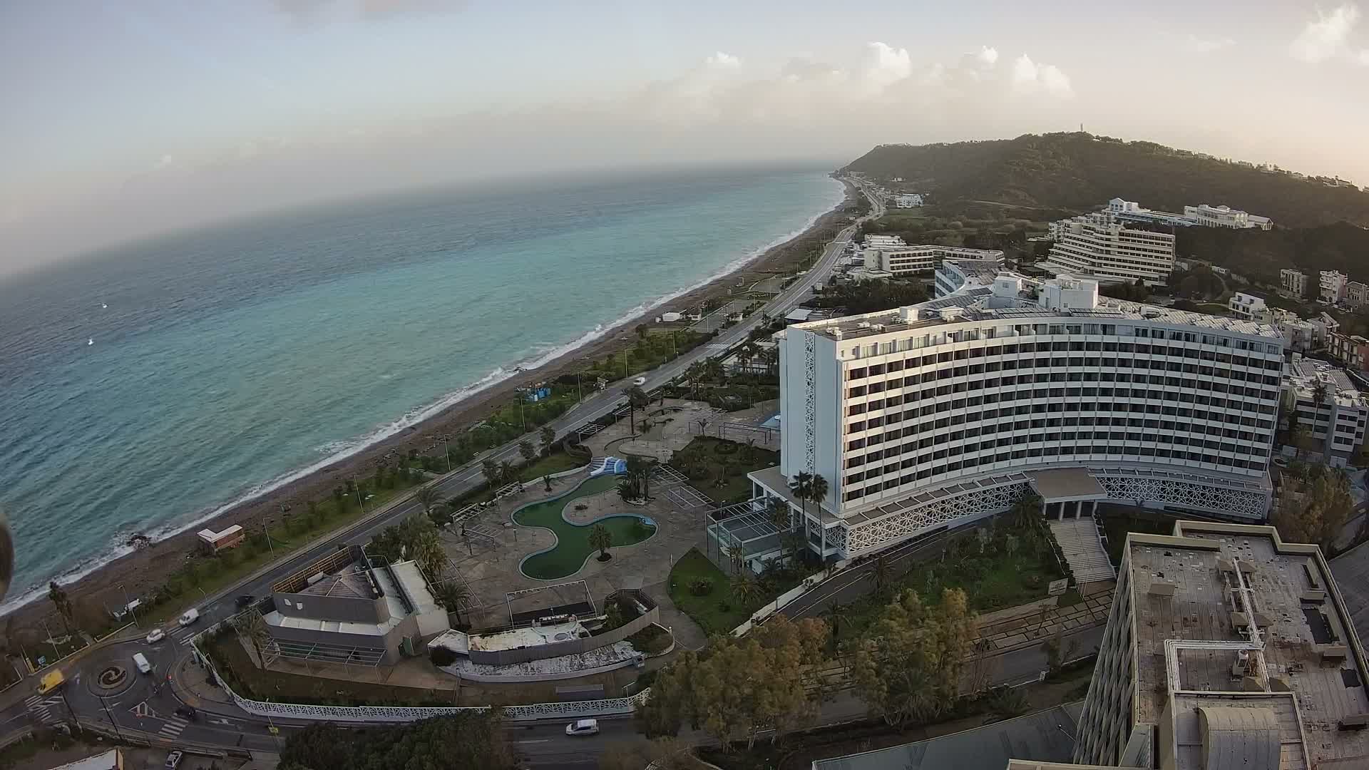 Rhodes, Paralia Ixia Beach Live Cam - Ialysos, Rhodes (Ródos), Dodacanese, South Aegean (Periféreia Notíou Aigaíou), Greece