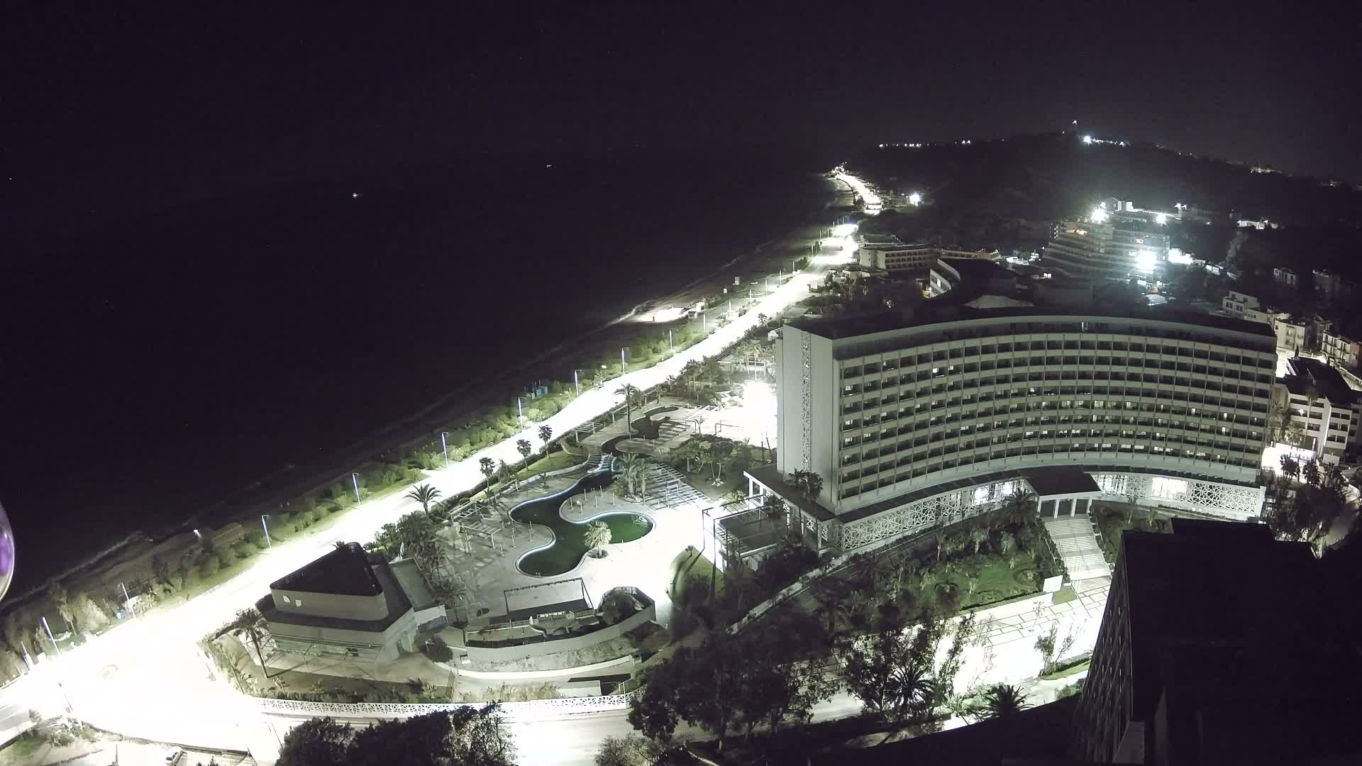 Rhodes, Paralia Ixia Beach Live Cam - Ialysos, Rhodes (Ródos), Dodacanese, South Aegean (Periféreia Notíou Aigaíou), Greece