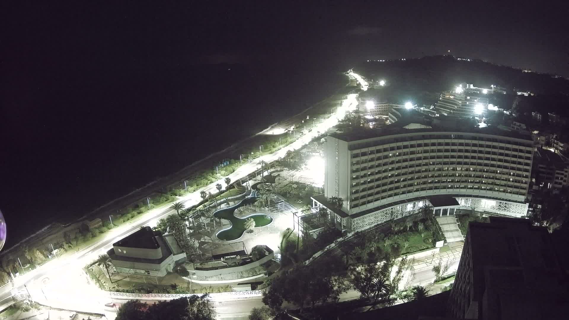Rhodes, Paralia Ixia Beach Live Cam - Ialysos, Rhodes (Ródos), Dodacanese, South Aegean (Periféreia Notíou Aigaíou), Greece