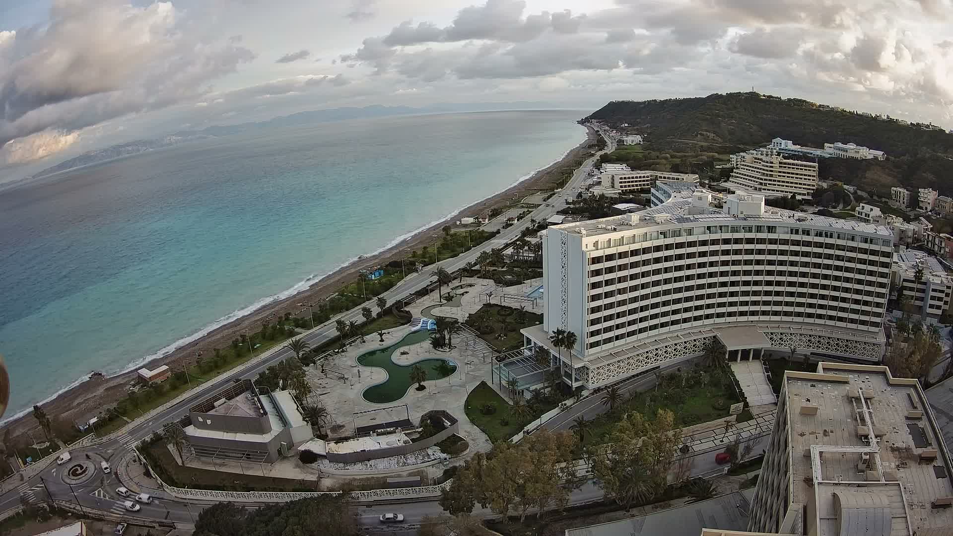 Rhodes, Paralia Ixia Beach Live Cam - Ialysos, Rhodes (Ródos), Dodacanese, South Aegean (Periféreia Notíou Aigaíou), Greece