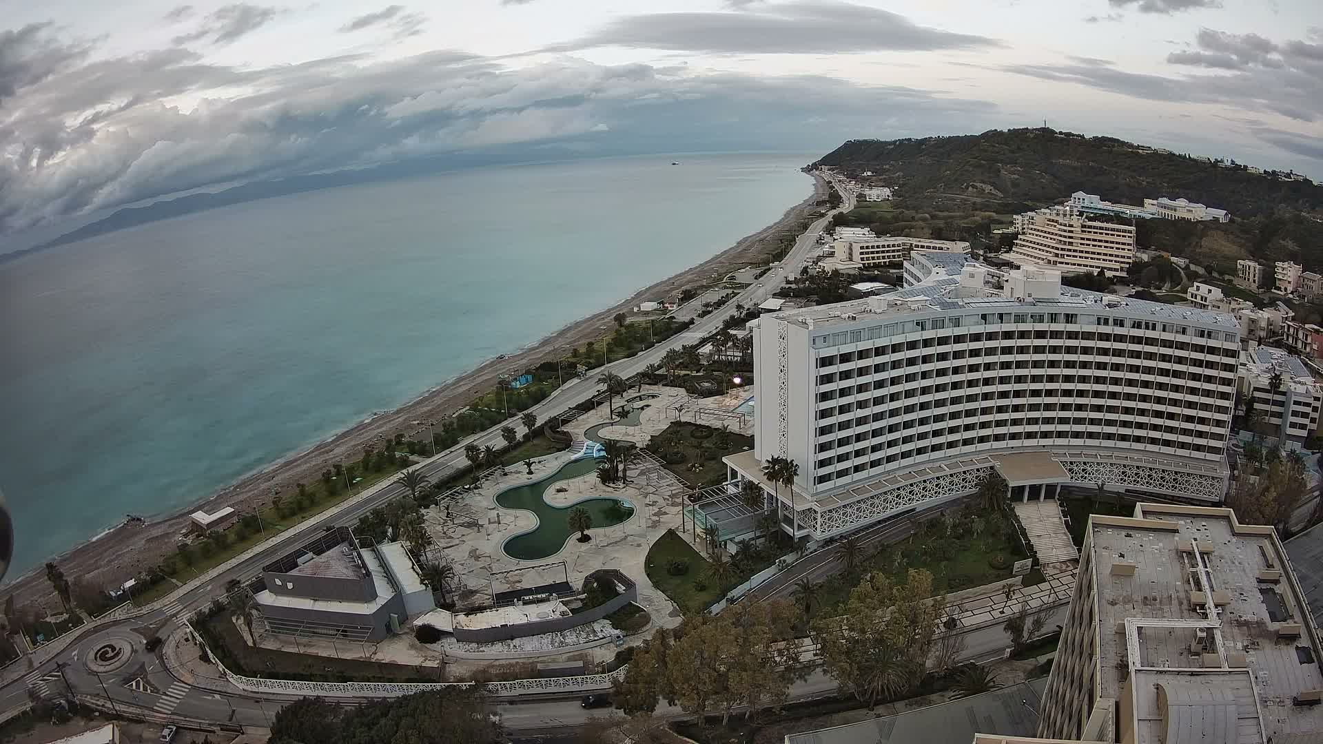 Rhodes, Paralia Ixia Beach Live Cam - Ialysos, Rhodes (Ródos), Dodacanese, South Aegean (Periféreia Notíou Aigaíou), Greece