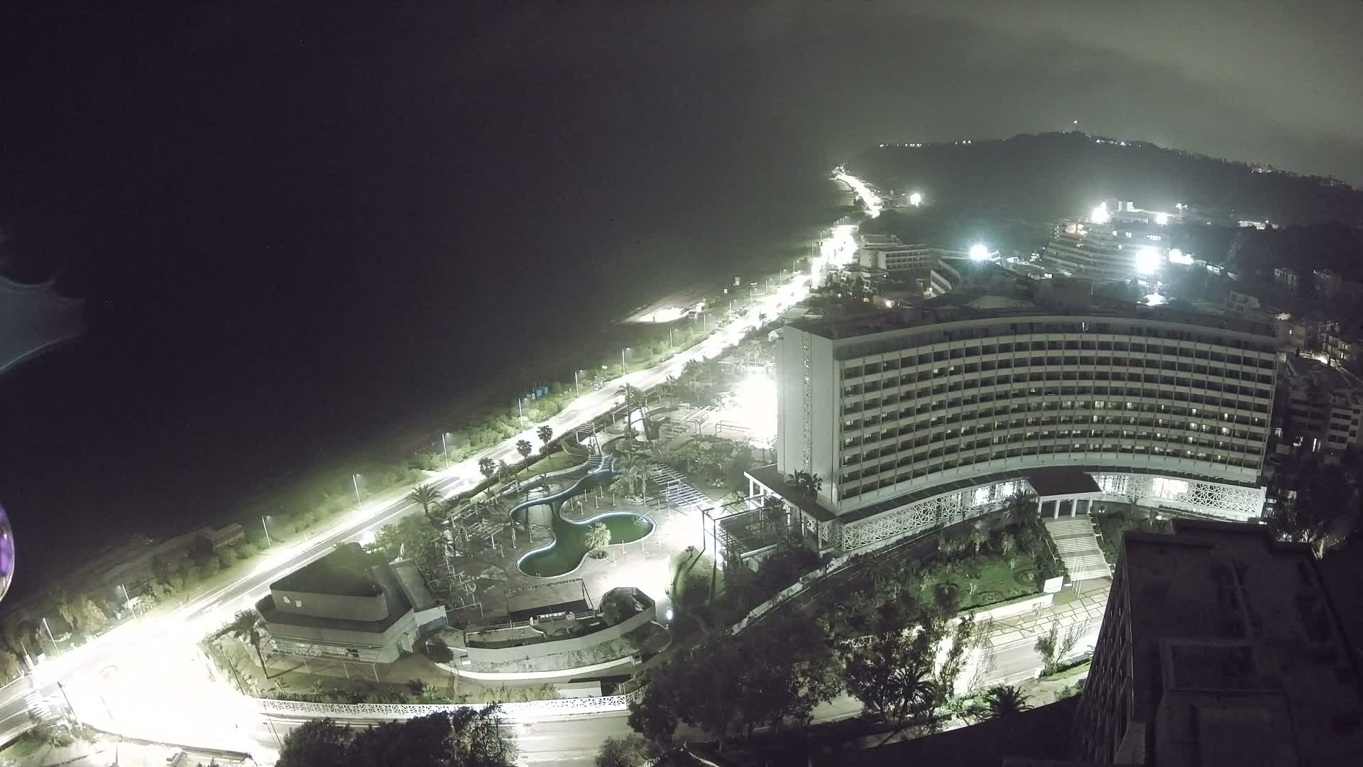Rhodes, Paralia Ixia Beach Live Cam - Ialysos, Rhodes (Ródos), Dodacanese, South Aegean (Periféreia Notíou Aigaíou), Greece