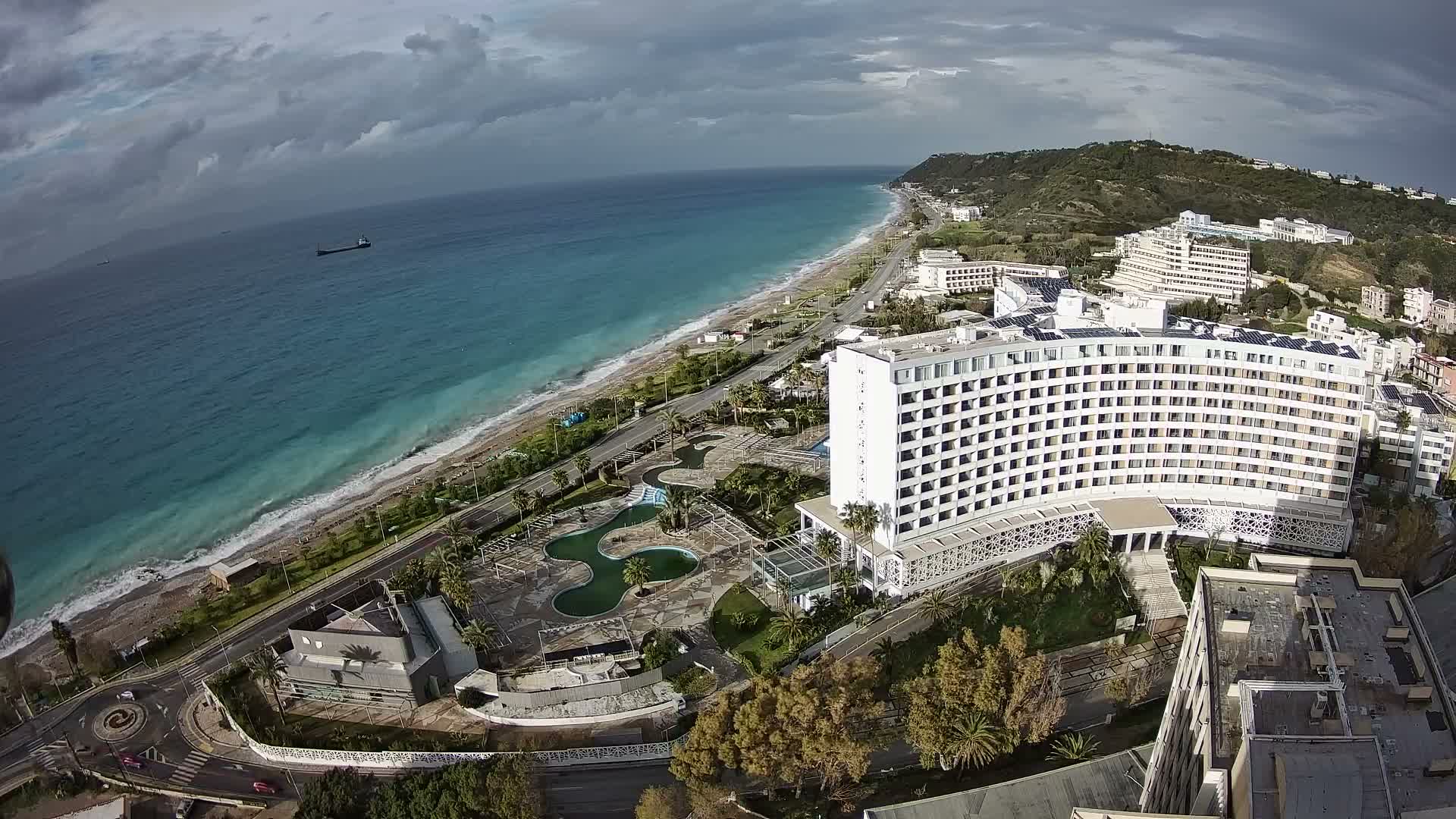 Rhodes, Paralia Ixia Beach Live Cam - Ialysos, Rhodes (Ródos), Dodacanese, South Aegean (Periféreia Notíou Aigaíou), Greece