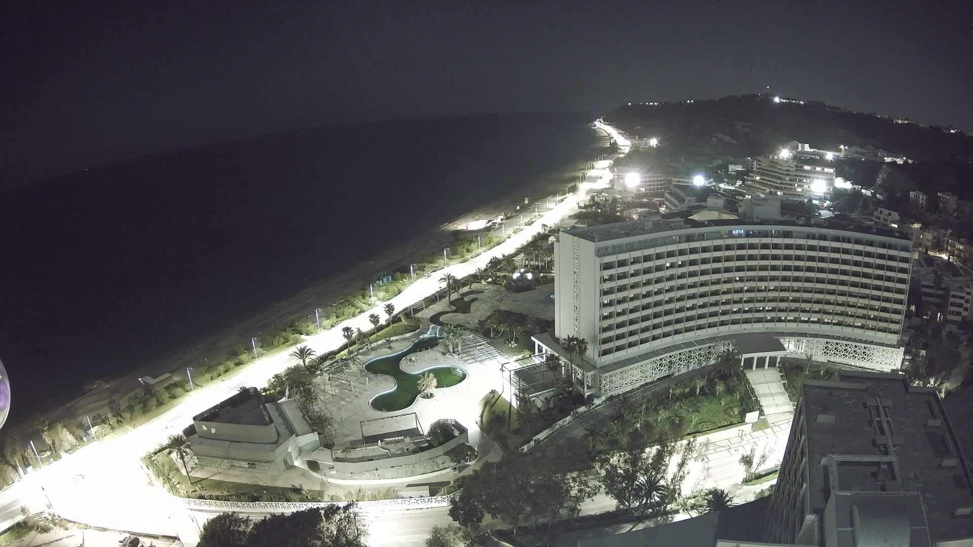 Rhodes, Paralia Ixia Beach Live Cam - Ialysos, Rhodes (Ródos), Dodacanese, South Aegean (Periféreia Notíou Aigaíou), Greece