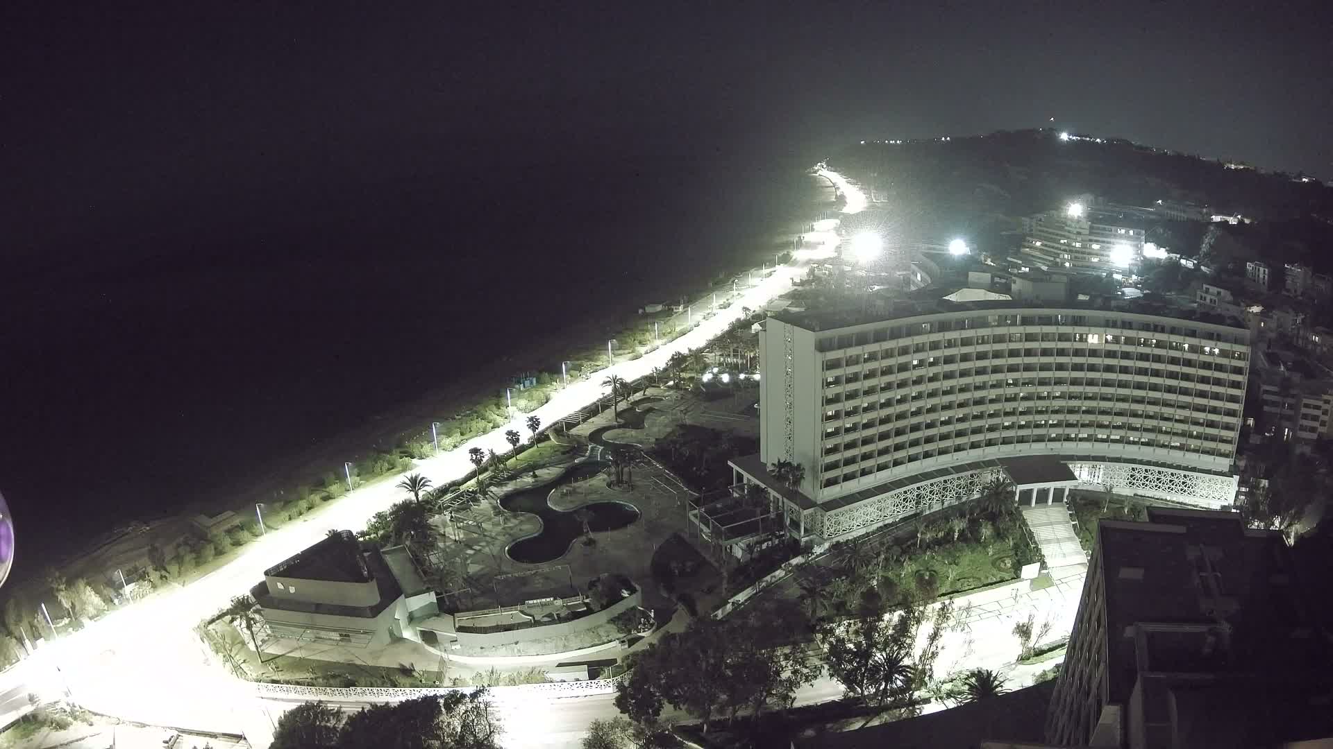 Rhodes, Paralia Ixia Beach Live Cam - Ialysos, Rhodes (Ródos), Dodacanese, South Aegean (Periféreia Notíou Aigaíou), Greece