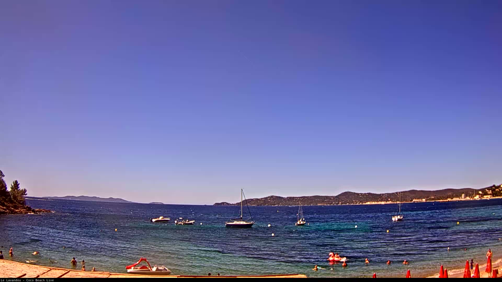 Le Lavandou, La Plage La Fossette Live Cam - Toulon, Var, Provence-Alpes-Côte d’Azur, France
